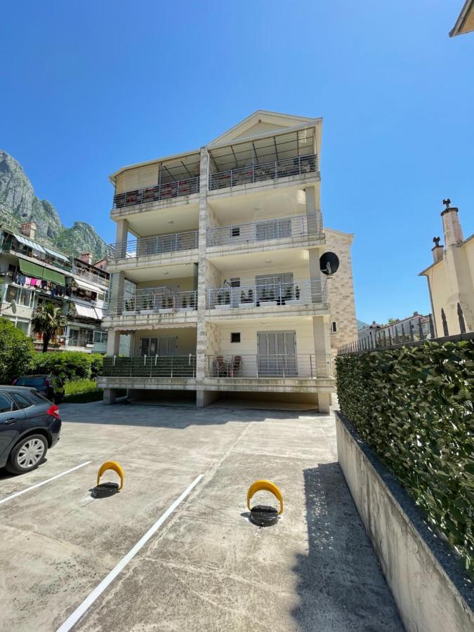 Apartments Dabinovic Kotor Exterior foto